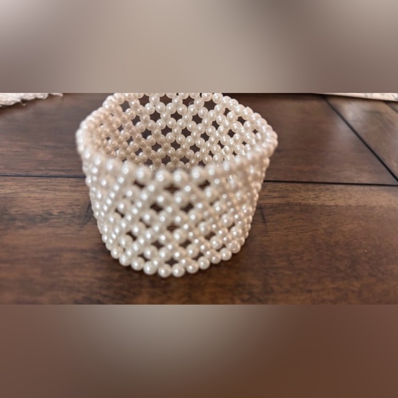 Jewelry - Elegant Faux Pearl Beaded Stretch Bracelet